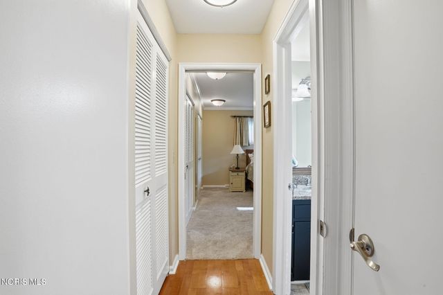 4638 Vicksburg Drive, Sylvania, OH 43560