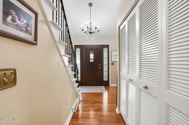 4638 Vicksburg Drive, Sylvania, OH 43560