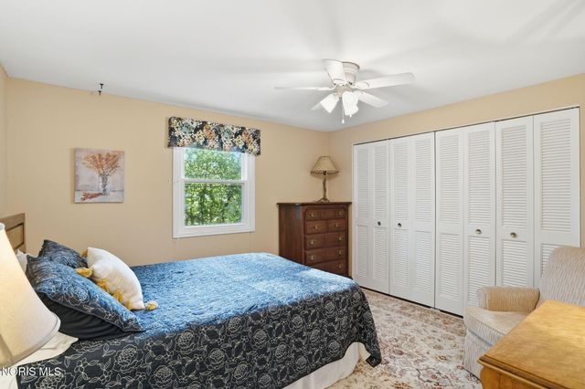 4638 Vicksburg Drive, Sylvania, OH 43560