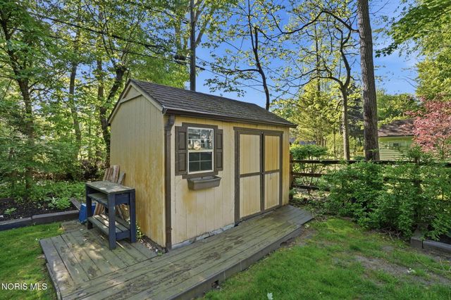 4638 Vicksburg Drive, Sylvania, OH 43560