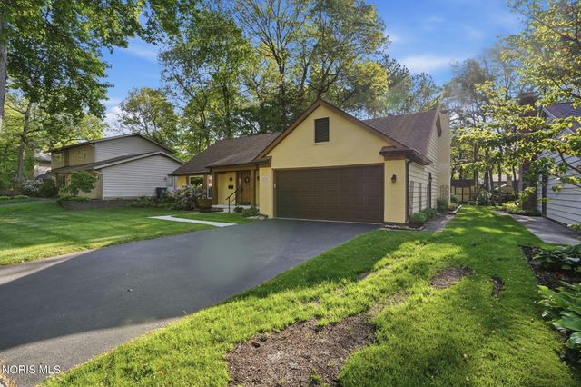 4638 Vicksburg Drive, Sylvania, OH 43560