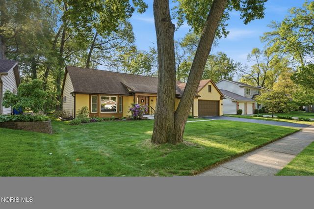 4638 Vicksburg Drive, Sylvania, OH 43560