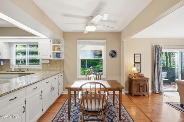 4638 Vicksburg Drive, Sylvania, OH 43560