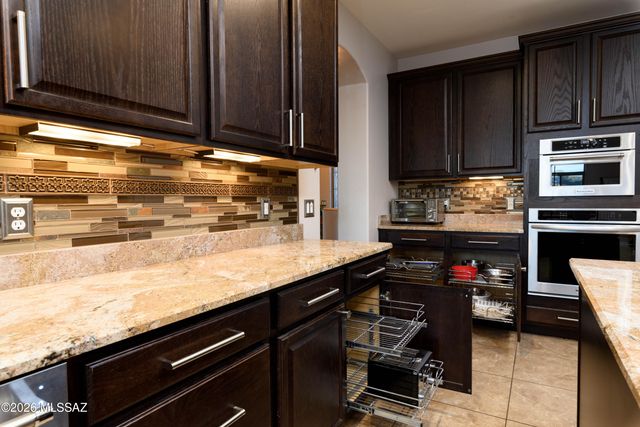 4180 W Distant Wash Court, Marana, AZ 85658