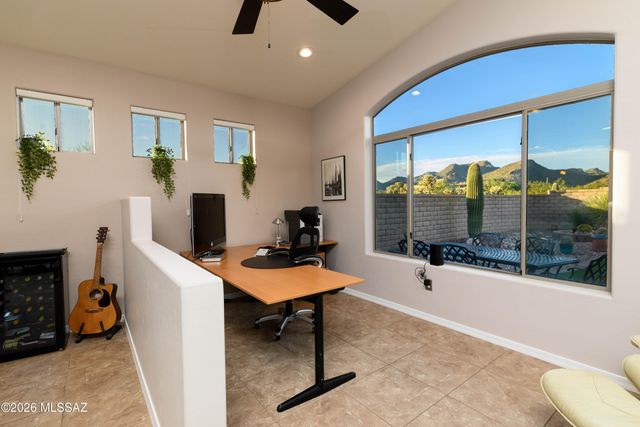 4180 W Distant Wash Court, Marana, AZ 85658
