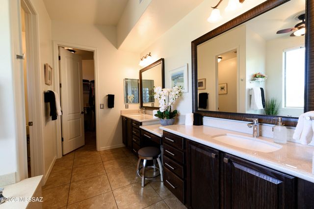 4180 W Distant Wash Court, Marana, AZ 85658