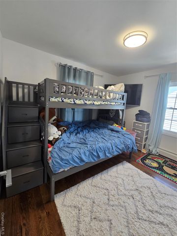 195-20 122nd Avenue, Springfield Gardens, NY 11413