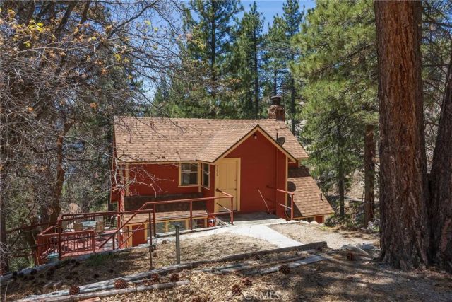 352 Big Bear Trail, Fawnskin, CA 92333