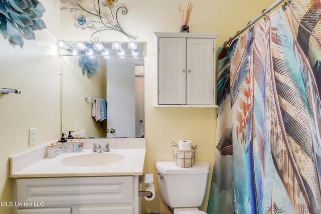 125 Hayden Avenue, Pass Christian, MS 39571