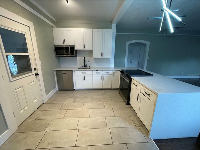 1339 13TH STREET W Unit A, Bradenton, FL 34205