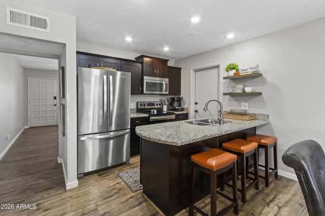 3109 E LARKSPUR Drive, Phoenix, AZ 85032