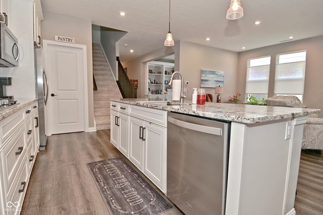 1418 Hideaway Circle, Brownsburg, IN 46112