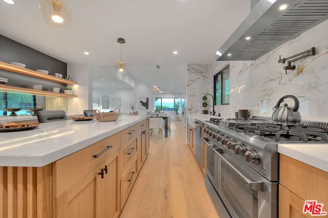 5272 Veronica Street, Los Angeles, CA 90008