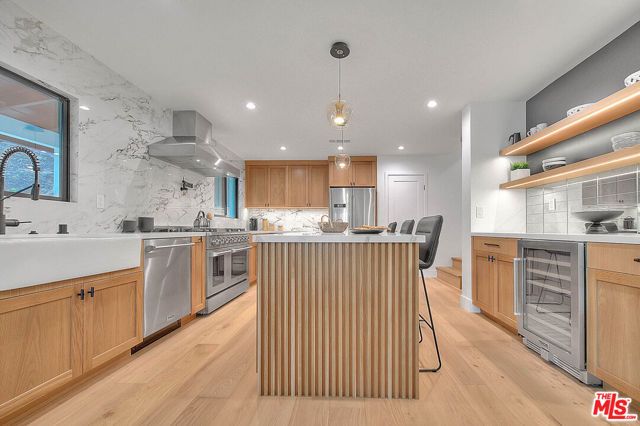 5272 Veronica Street, Los Angeles, CA 90008