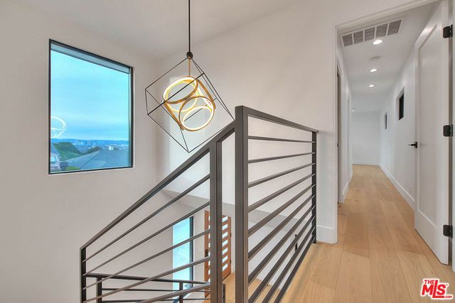 5272 Veronica Street, Los Angeles, CA 90008