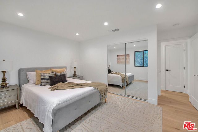 5272 Veronica Street, Los Angeles, CA 90008