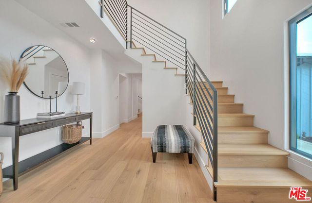 5272 Veronica Street, Los Angeles, CA 90008