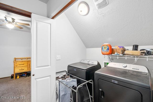 8067 N CROWN POINTE ST, Post Falls, ID 83854