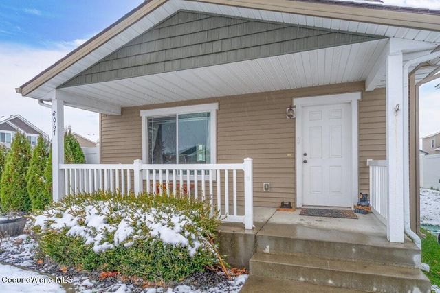 8067 N CROWN POINTE ST, Post Falls, ID 83854