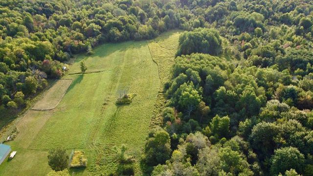 5615 PECK Road, Erie, PA 16510