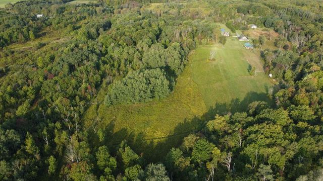 5615 PECK Road, Erie, PA 16510