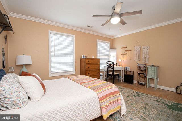 3201 HOWELLSVILLE RD, Front Royal, VA 22630