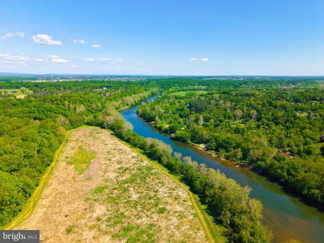 3201 HOWELLSVILLE RD, Front Royal, VA 22630