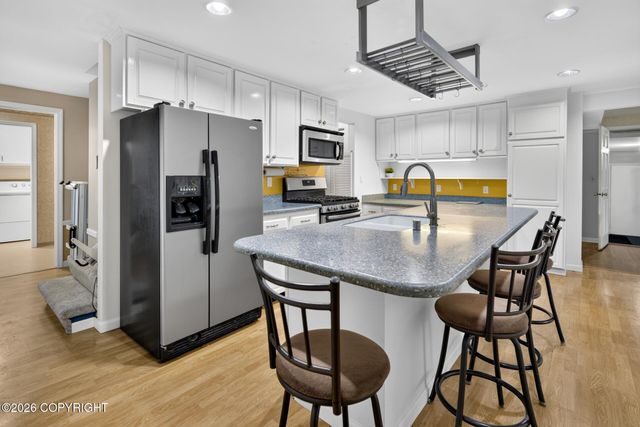 22876 Needels Loop, Chugiak, AK 99567
