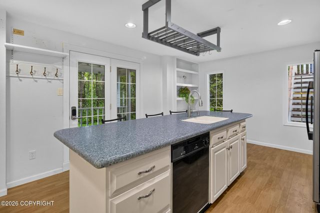 22876 Needels Loop, Chugiak, AK 99567