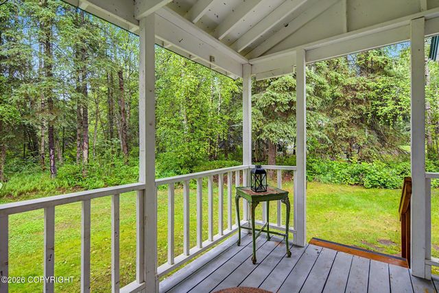 22876 Needels Loop, Chugiak, AK 99567