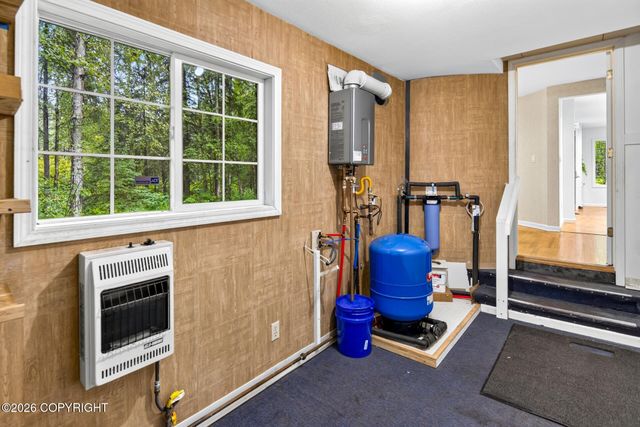22876 Needels Loop, Chugiak, AK 99567
