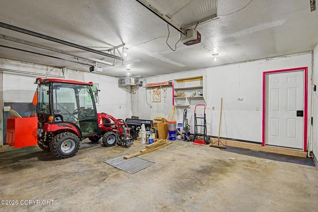 22876 Needels Loop, Chugiak, AK 99567