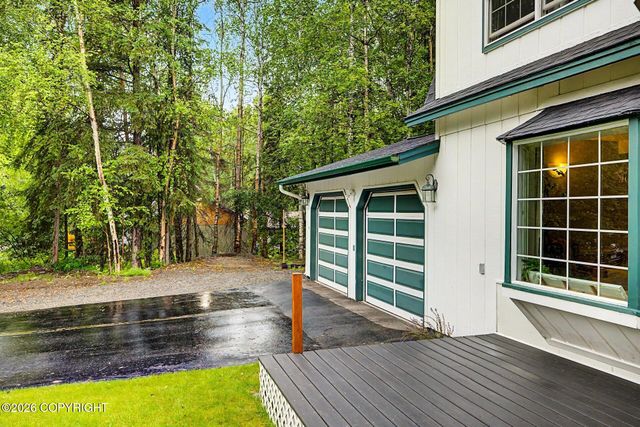 22876 Needels Loop, Chugiak, AK 99567