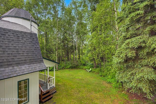22876 Needels Loop, Chugiak, AK 99567