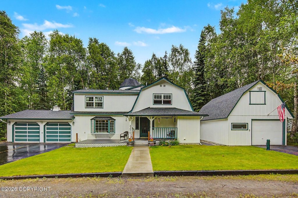 22876 Needels Loop, Chugiak, AK 99567