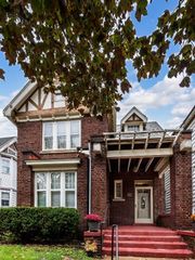 512 W 9TH Street, Erie, PA 16502