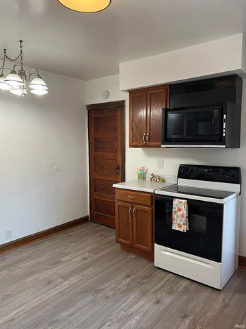 825 E Negley Avenue, Evansville, IN 47711