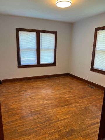 825 E Negley Avenue, Evansville, IN 47711