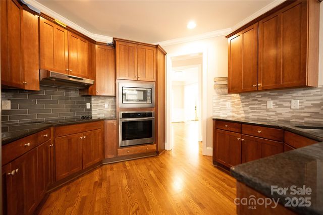 108 Hedgewood Drive, Mooresville, NC 28115