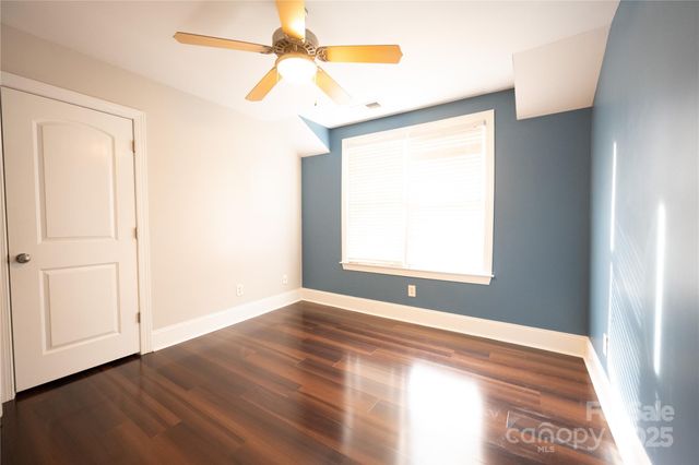 108 Hedgewood Drive, Mooresville, NC 28115