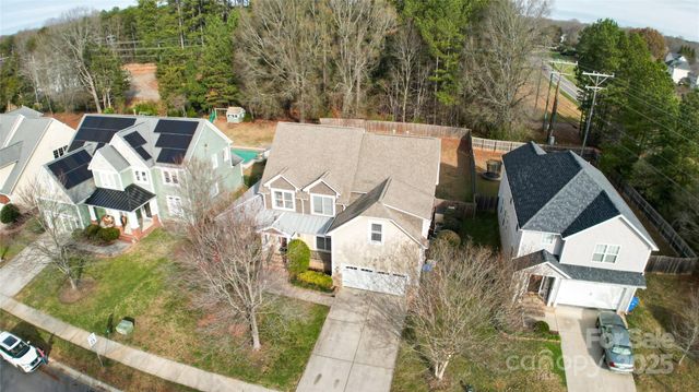 108 Hedgewood Drive, Mooresville, NC 28115