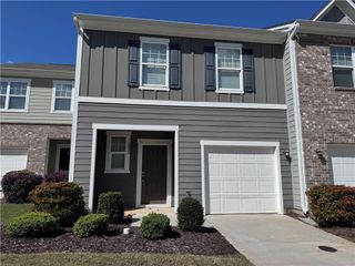 3333 Tarian Way, Decatur, GA 30034
