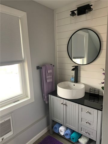 213 Ottawa Avenue, Warwick, RI 02889