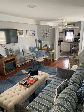 213 Ottawa Avenue, Warwick, RI 02889