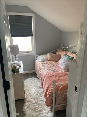 213 Ottawa Avenue, Warwick, RI 02889