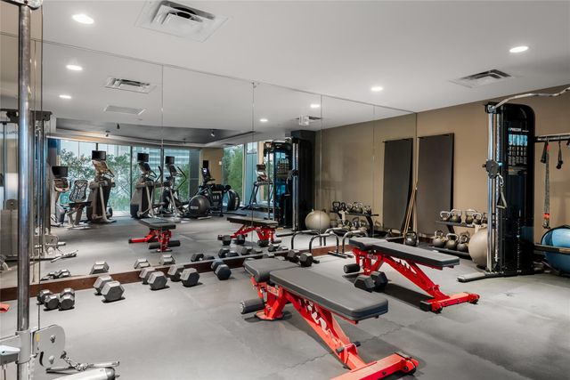 360 Nueces ST 1112, Austin, TX 78701