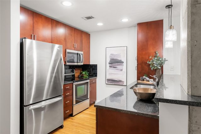 360 Nueces ST 1112, Austin, TX 78701