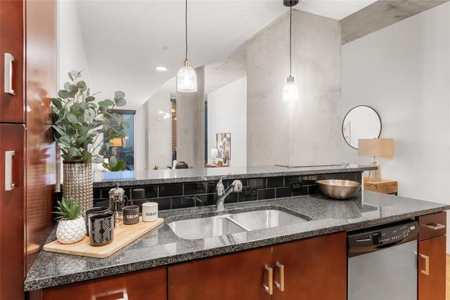 360 Nueces ST 1112, Austin, TX 78701