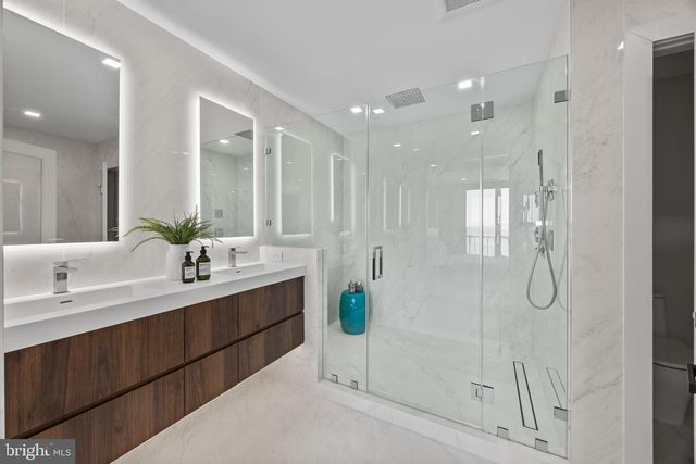 2175 CHESAPEAKE HARBOUR DR, Annapolis, MD 21403