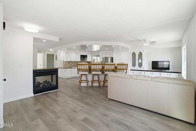 15750 Arroyo Drive 121, Moorpark, CA 93021